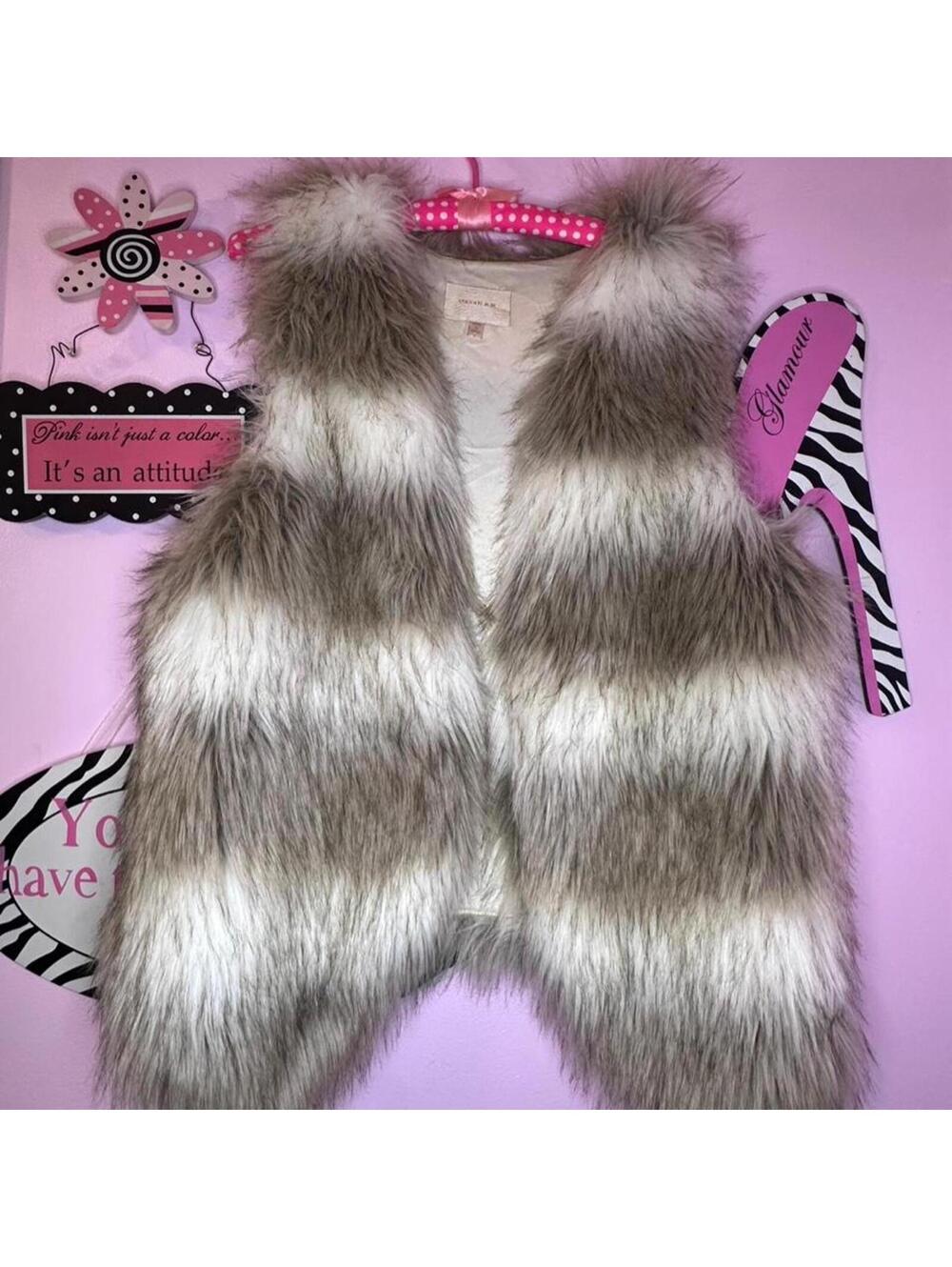 faux fur vest, size Small